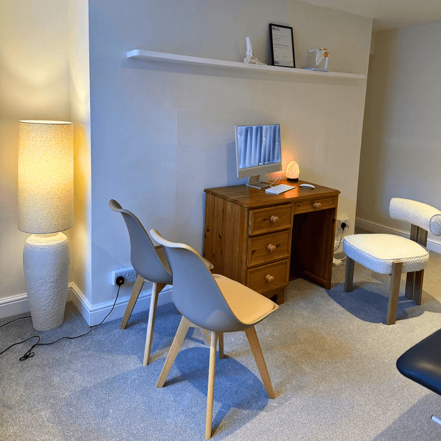 Lind-street-osteopathy-clinic-room